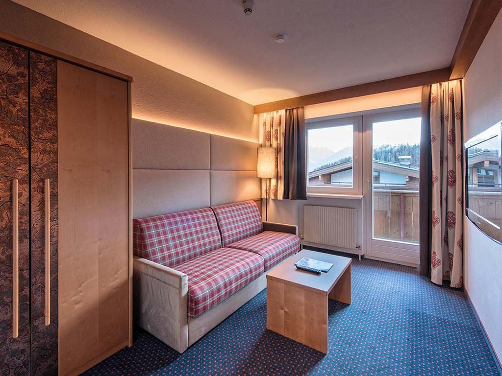 Hotel Universo Serfaus Oda fotoğraf