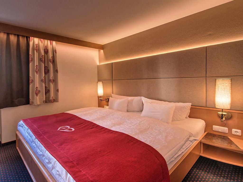 Hotel Universo Serfaus Oda fotoğraf